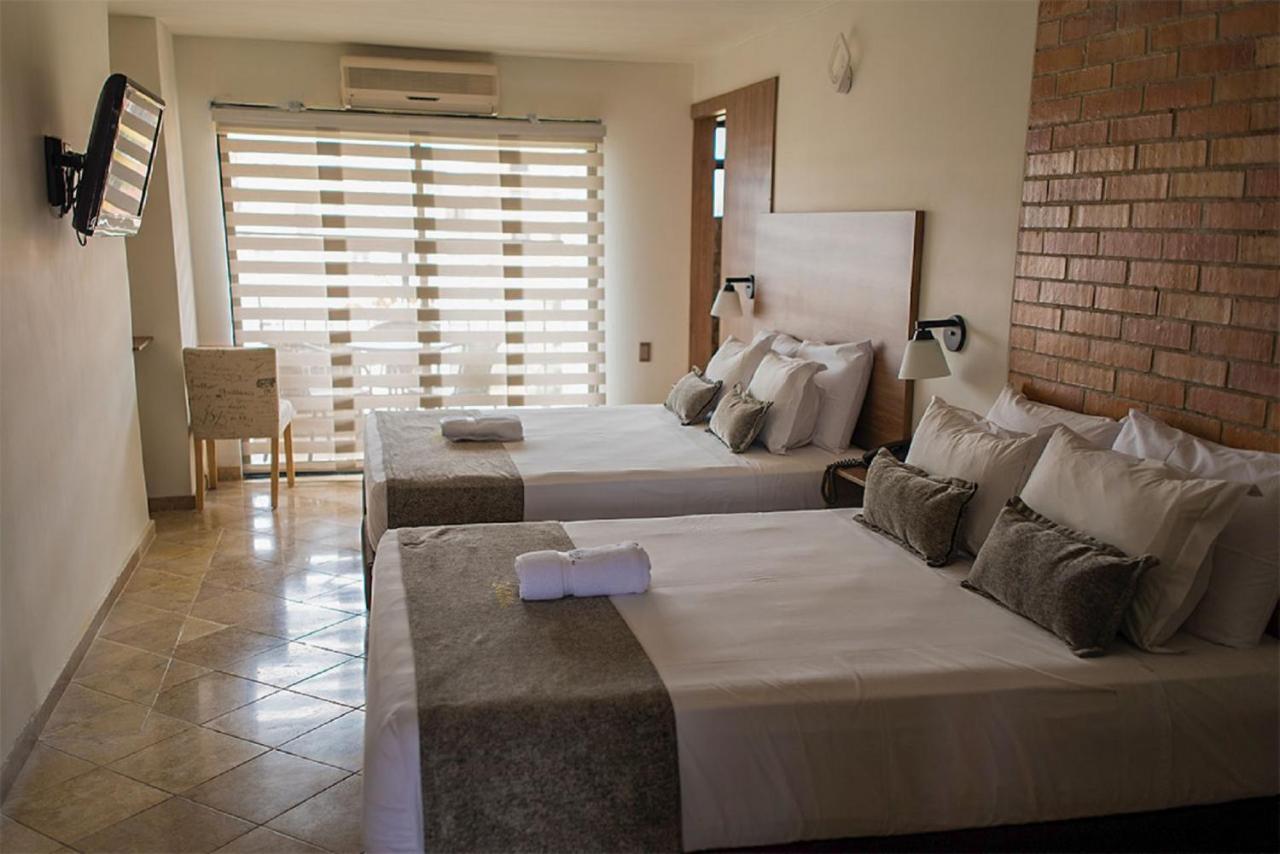 Hotel Cabo De La Vela 메딜린 외부 사진